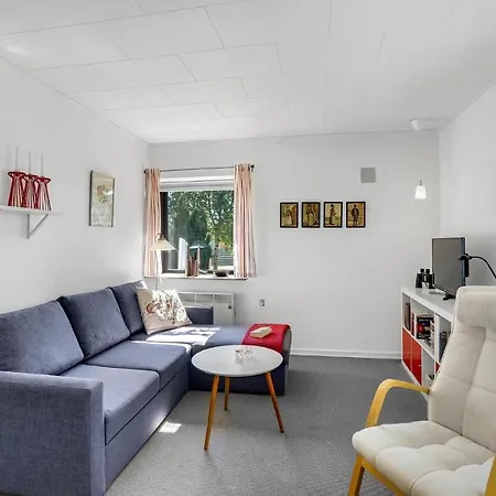 1 Bedroom Cozy In Norre Nebel Semesterbostad